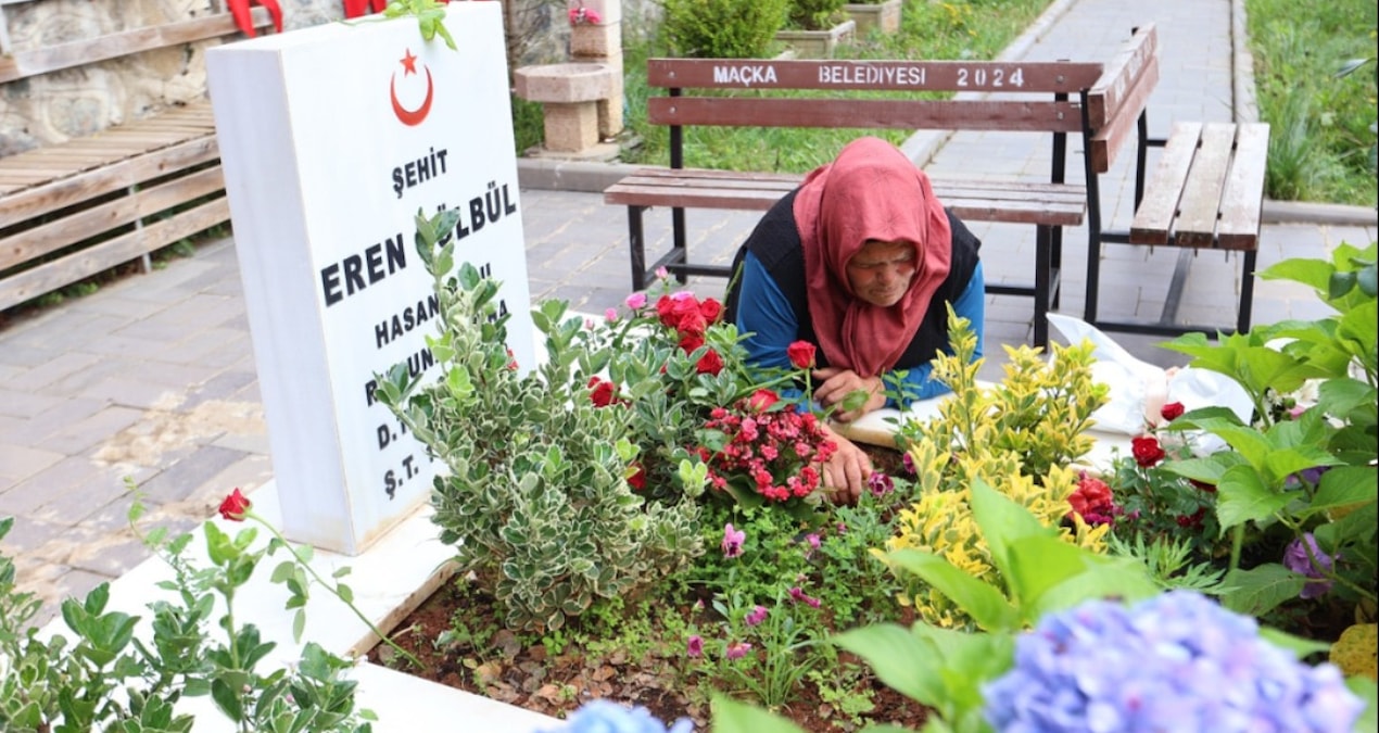 Evladımı şehit eden nasıl özgür kalır?