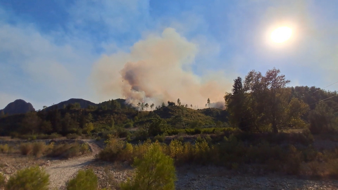 Antalya’da 2 orman yangınıyla ilgili 6 kişi gözaltına alındı